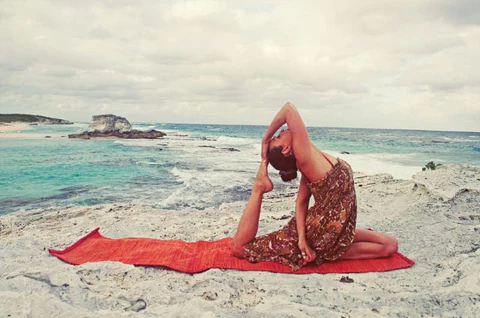 Yoga in bahamas